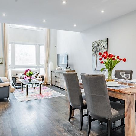 Beautiful Property In Downtown Core Close To Subway Station! Toronto Zewnętrze zdjęcie