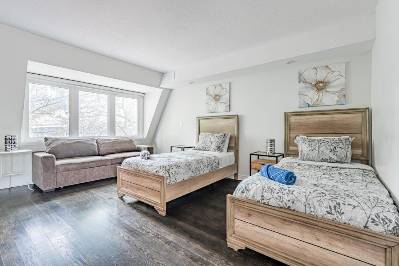 Beautiful Property In Downtown Core Close To Subway Station! Toronto Zewnętrze zdjęcie