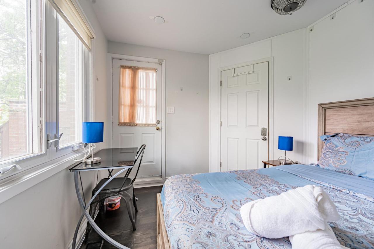 Beautiful Property In Downtown Core Close To Subway Station! Toronto Zewnętrze zdjęcie